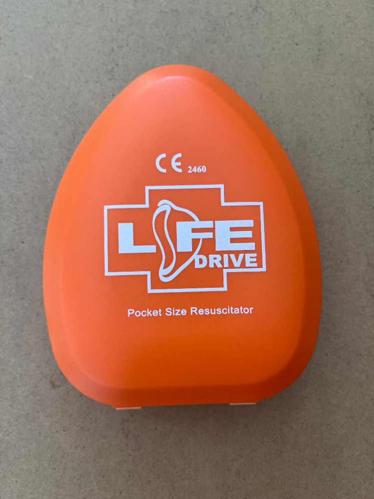 NewColorPocketCPREmergencyMaskORANGEBody