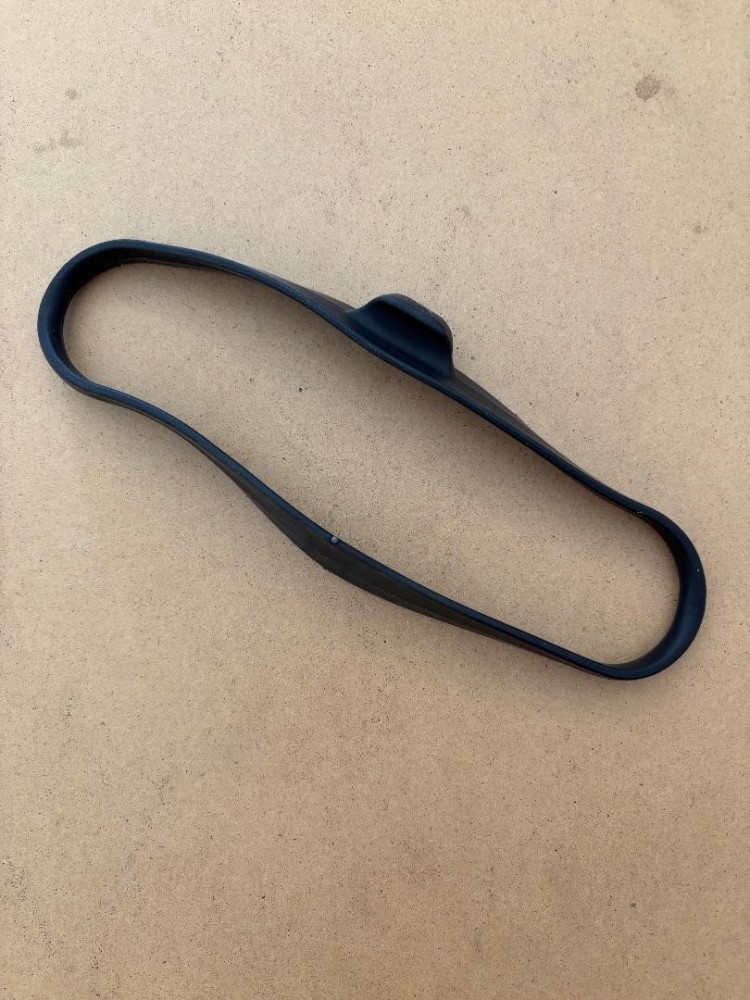 SiliconeTankStrapForLp-50sandAlum40sSizesBlackStraps