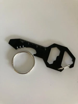Small Emergency tool  - Product Image