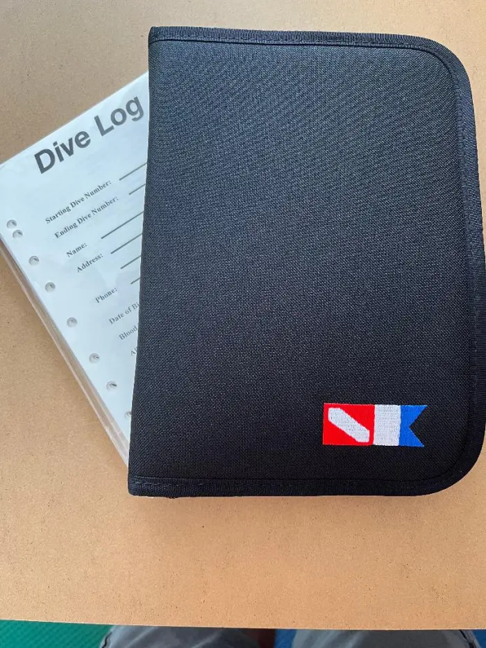 LogBookwstarterdivelogpack