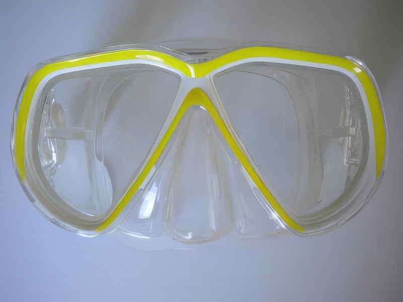 Coral Bay Neon Yellow Mask w/Clear Skirt - Product Image